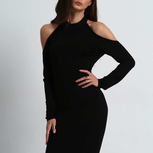 Dresses & Skirts - NWOT/HALTER BACKLESS BLACK MIDI PENCIL DRESS SZ:M
